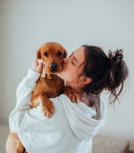 7 Ways Somatic Therapy Helps Heal Childhood Trauma in Los Angeles